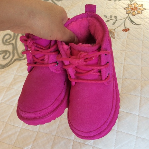 UGG NEUMEL toddler pink boots - Picture 4 of 7